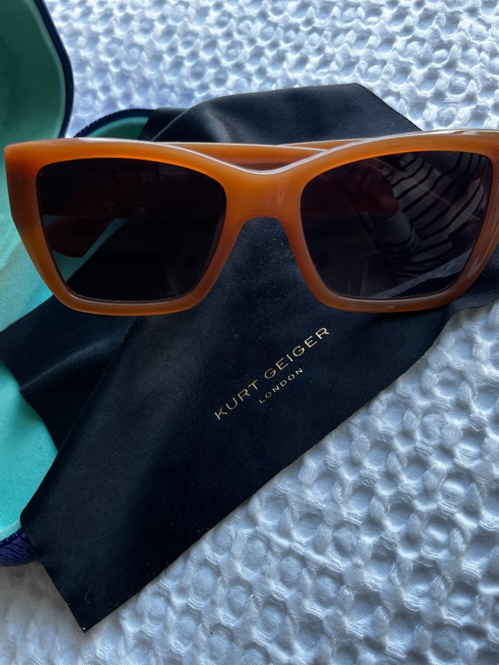Sunglasses Kurt Geiger London